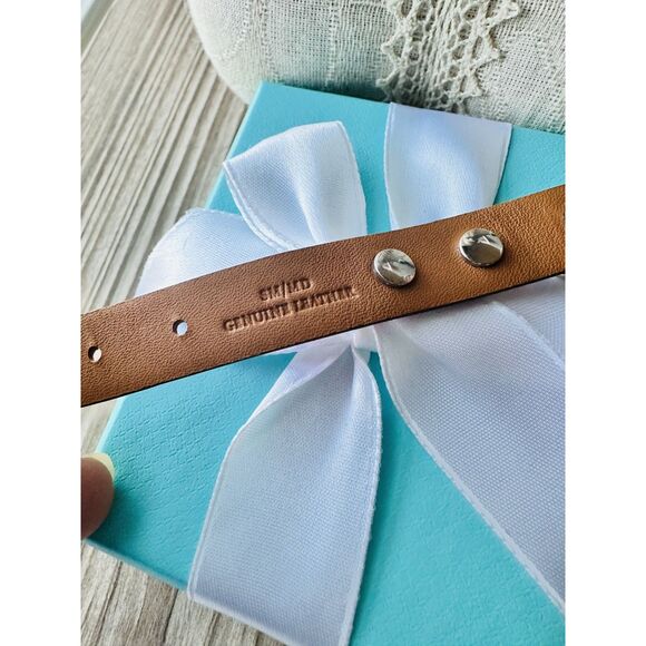 Return To Tiffany & Co Fuchsia Narrow Leather Bracelet, S/M, Silver - Picture 6 of 7